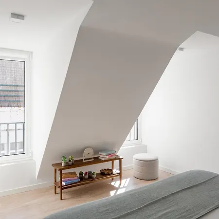 Stylish 2-bedroom In Appartamento *