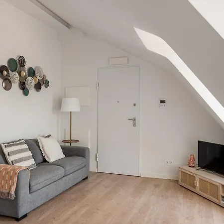 Stylish 2-bedroom In Διαμέρισμα