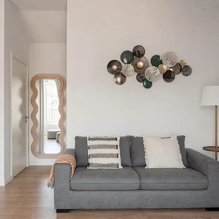 Stylish 2-bedroom In Lisboa