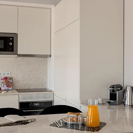 Apartman Stylish 2-bedroom In Lisboa