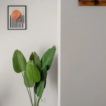 Lejlighed Stylish 2-bedroom In